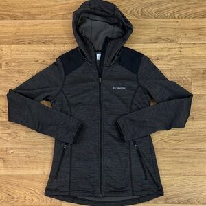 Columbia zip up